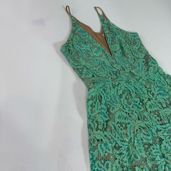 Dress the Population Green Ruffled Tiered Sundress - Picture 2 of 10